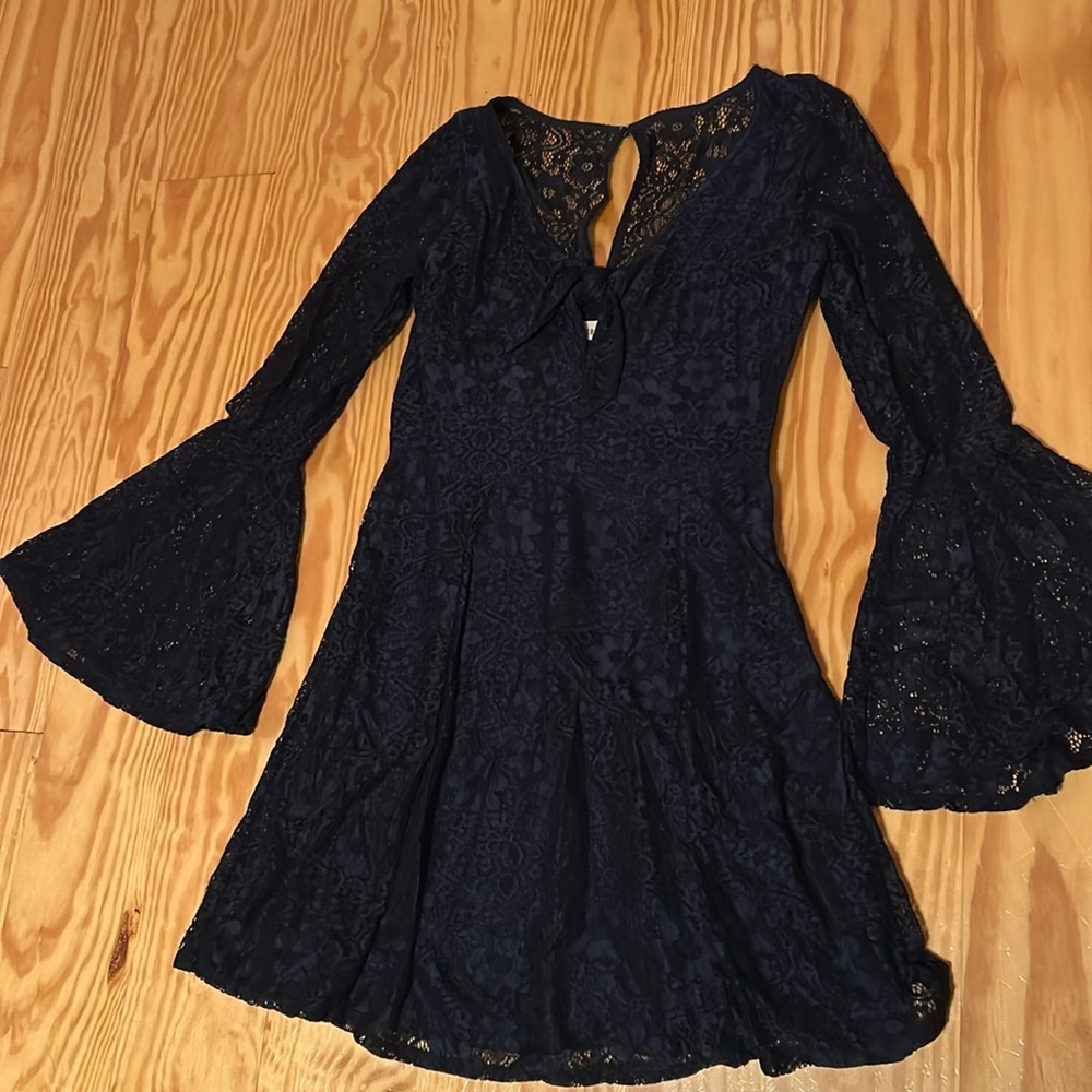 HOLLISTER Long Sleeve Blue Lace Dress